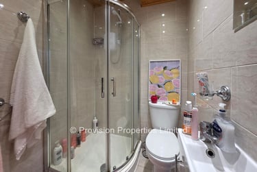 6 bed house, Hessle Mount, Hyde Park, Leeds, LS61EP - Image 9