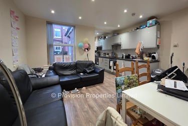 6 bed house, Hessle Mount, Hyde Park, Leeds, LS61EP - Image 1