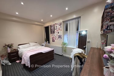 6 bed house, Hessle Mount, Hyde Park, Leeds, LS61EP - Image 8