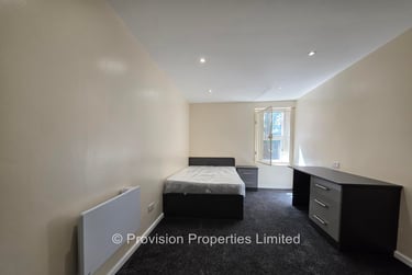 3 bed flat, Moorland Avenue, Hyde Park, Leeds, LS61AP - Image 3
