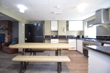 8 bed house, Ebberston Terrace, Hyde Park, Leeds, LS61AU - Image 10