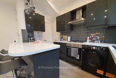 3 bed house, Harold Walk, Hyde Park, Leeds, LS61PS - Image 4