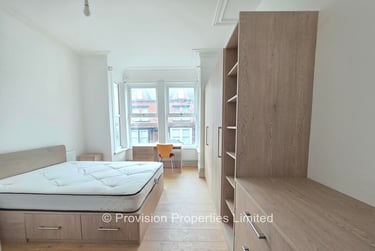 7 bed house, Manor Drive, Hyde Park, Leeds, LS61DD - Image 4