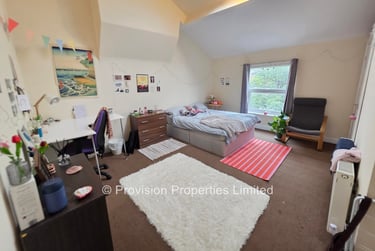 9 bed house, Moorland Avenue, Hyde Park, Leeds, LS61AP - Image 2