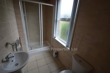 7 bed house, Chestnut Avenue, Hyde Park, Leeds, LS61AZ - Image 6