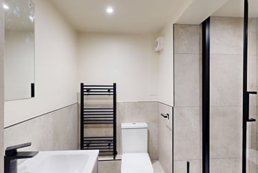 2 bed flat, Otley Road, Meanwood, Leeds, LS165JX - Image 4