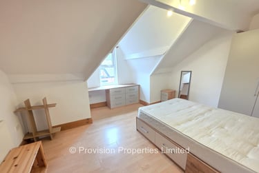 7 bed house, Manor Drive, Hyde Park, Leeds, LS61DD - Image 8