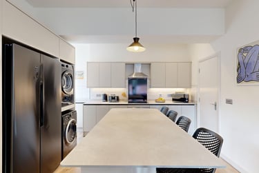 6 bed flat, Chestnut Avenue, Hyde Park, Leeds, LS61AZ - Image 3