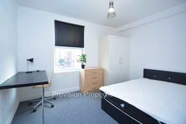5 bed house, Royal Park Road, Hyde Park, Leeds, LS61JJ - Image 3