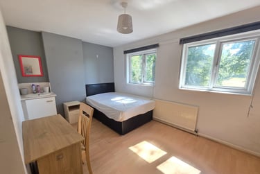4 bed house, Well Close Rise, Woodhouse, Leeds, LS71HT - Image 3