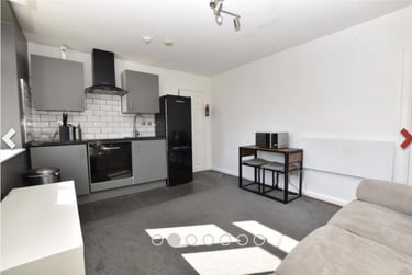 1 bed flat, Chapel Lane, Headingley, Leeds, LS63PP - Image 1
