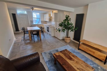 6 bed house, Ridgeway Terrace, Rampart Road, Leeds, LS62HU - Image 14