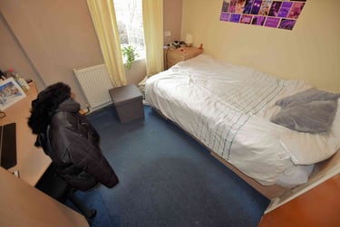 4 bed house, Elizabeth Street, Hyde Park, Leeds, LS61JF - Image 3