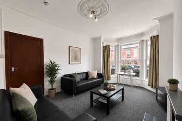 6 bed house, St Michaels Terrace, Headingley, Leeds, LS63QB - Image 1