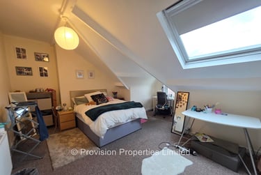 8 bed house, Brudenell Road, Hyde Park, Leeds, LS61HA - Image 2