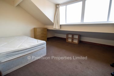 6 bed house, Chestnut Avenue, Hyde Park, Leeds, LS61AZ - Image 5