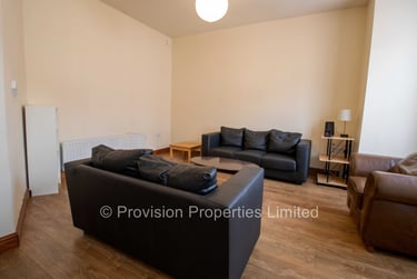 6 bed house, Chestnut Avenue, Hyde Park, Leeds, LS61AZ - Image 3