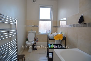 6 bed house, Ebberston Terrace, Hyde Park, Leeds, LS61AU - Image 11