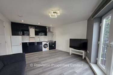 2 bed flat, Woodhouse Street, Rampart Road, Leeds, LS62JN - Image 3