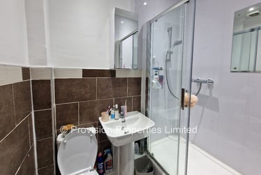4 bed house, Hill Top Street, Hyde Park, Leeds, LS61NW - Image 8