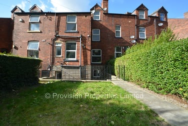 4 bed flat, Regent Park Avenue, Rampart Road, Leeds, LS62AU - Image 4