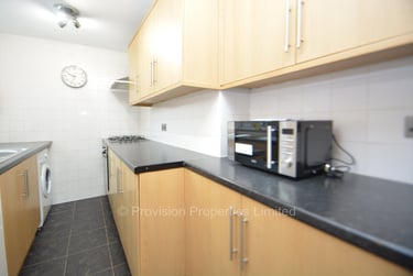 5 bed house, Hessle View, Hyde Park, Leeds, LS61ER - Image 12