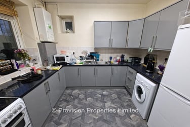 4 bed flat, Cardigan Road, Headingley, Leeds, LS63BJ - Image 6