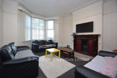 8 bed house, Cardigan Road, Headingley, Leeds, LS63BJ - Image 1