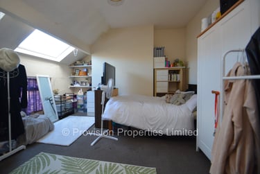 6 bed house, Providence Avenue, Rampart Road, Leeds, LS62HN - Image 5