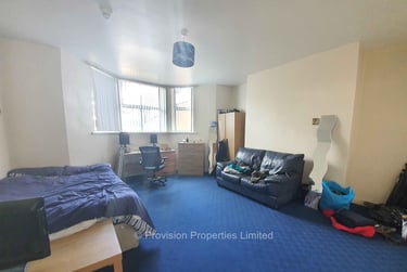 2 bed flat, Cardigan Road, Headingley, Leeds, LS63BJ - Image 2