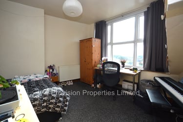 7 bed house, Hill Top Street, Hyde Park, Leeds, LS61NW - Image 6