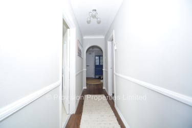 2 bed flat, Foxhill Court, Adel, Leeds, LS165PN - Image 8