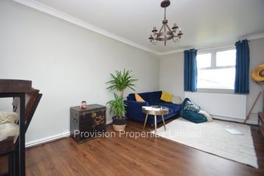 2 bed flat, Foxhill Court, Adel, Leeds, LS165PN - Image 4