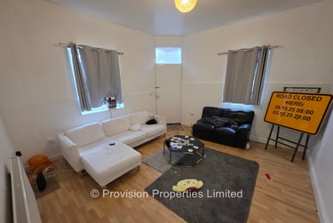 4 bed house, Harold Mount, Hyde Park, Leeds, LS61PW - Image 4