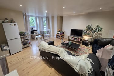 2 bed flat, Regent Park Terrace, Rampart Road, Leeds, LS62AX - Image 4