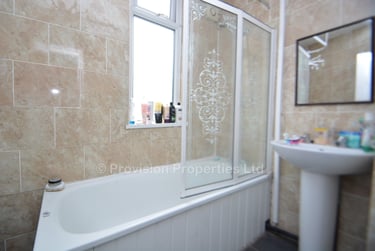 5 bed house, Walmsley Road, Burley, Leeds, LS61NG - Image 10