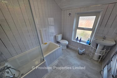 8 bed house, Brudenell Avenue, Hyde Park, Leeds, LS61HD - Image 3