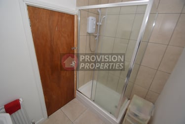 5 bed house, Cardigan Lane, Hyde Park, Leeds, LS61DX - Image 9