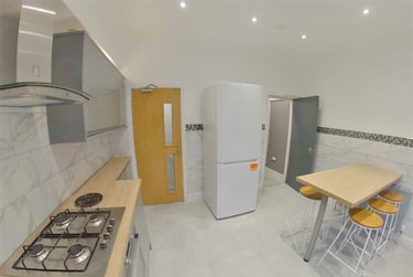 5 bed house, Harold Terrace, Burley, Leeds, LS61LD - Image 3