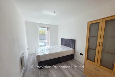 3 bed flat, Holborn Central, Rampart Road, Leeds, LS62NA - Image 2