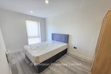3 bed flat, Holborn Central, Rampart Road, Leeds, LS62NA - Image 5