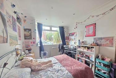 4 bed house, Kelso Gardens, Hyde Park, Leeds, LS29PS - Image 1