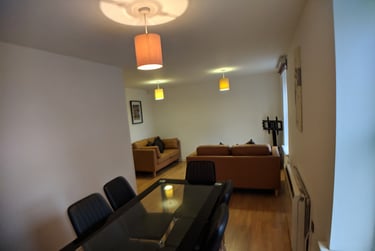 2 bed flat, Barlow Moor Road, West Didsbury, Manchester, M202UT - Image 4