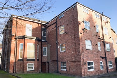 1 bed flat, Derby Road, Fallowfield, Manchester, M146UW - Image 5