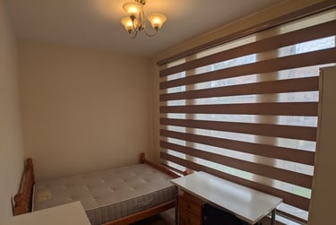 2 bed flat, Mauldeth Road West, Fallowfield, Manchester, M203WB - Image 1