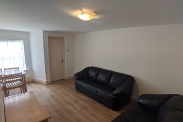 2 bed flat, Mauldeth Road West, Fallowfield, Manchester, M203WB - Image 7