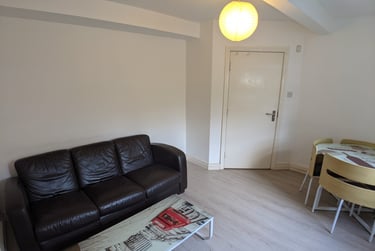 1 bed flat, Swinton Grove, Ardwick, Manchester, M130EU - Image 2