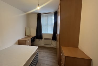 2 bed flat, 208 Plymouth Grove, Ardwick, Manchester, M130AS - Image 7