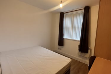 2 bed flat, 208 Plymouth Grove, Ardwick, Manchester, M130AS - Image 6