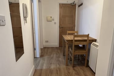2 bed flat, 208 Plymouth Grove, Ardwick, Manchester, M130AS - Image 4